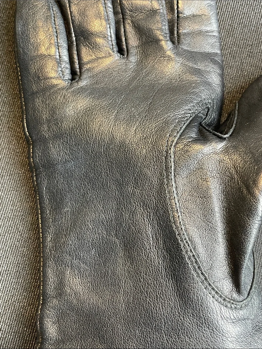 Vintage Black Leather Gloves embroidered size 6 1/2 WPL 9522 classic women’s